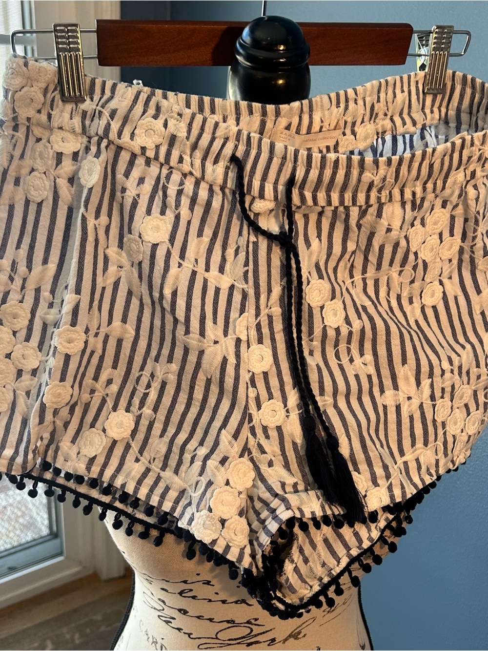 Zara nautical flower Embroidered Shorts